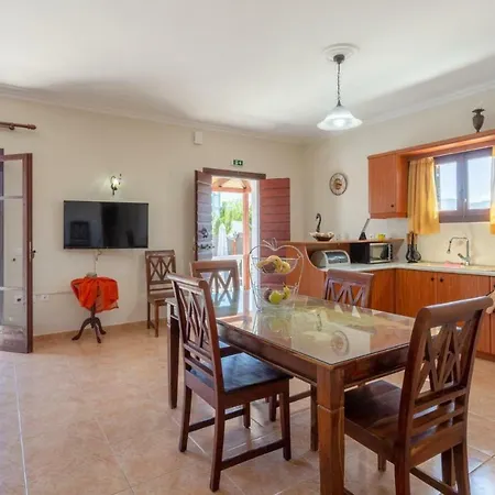 Mansion Villa Sarakinádhon